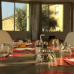 Kyriad Lyon Est - Eurexpo Le