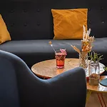 Kyriad Lyon Est - Eurexpo Le Szálloda 3*