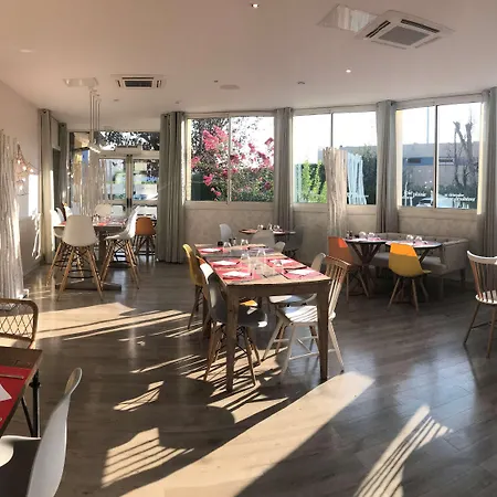 Kyriad Lyon Est - Eurexpo Le