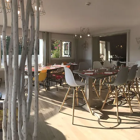 Kyriad Lyon Est - Eurexpo Le Bron