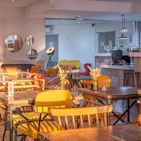 Kyriad Lyon Est - Eurexpo Le