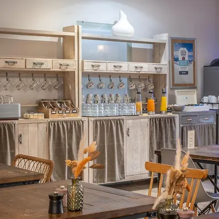 Kyriad Lyon Est - Eurexpo Le 3* Bron