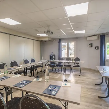 Hotel Kyriad Lyon Est - Eurexpo Le 3*