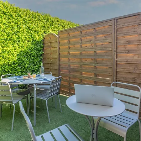 Hotel Kyriad Lyon Est - Eurexpo Le