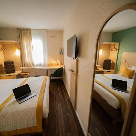 Kyriad Lyon Est - Eurexpo Le Szálloda 3*