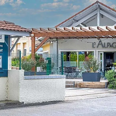 Kyriad Lyon Est - Eurexpo Le 3*