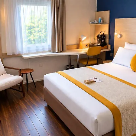Hotel Kyriad Lyon Est - Eurexpo Le 3*